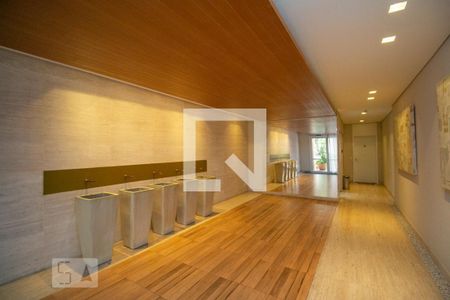 Apartamento à venda com 204m², 4 quartos e 4 vagas Apartamento à venda com 204m², 4 quartos e 4 vagasHall