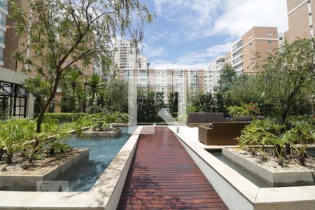 Apartamento à venda com 204m², 4 quartos e 4 vagas Apartamento à venda com 204m², 4 quartos e 4 vagasÁrea Comum