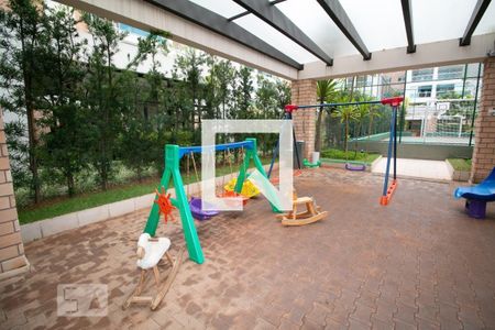 Apartamento à venda com 204m², 4 quartos e 4 vagas Apartamento à venda com 204m², 4 quartos e 4 vagasPlayground