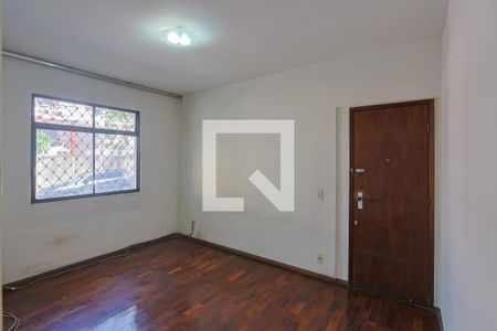 Sala de apartamento à venda com 3 quartos, 82m² em Coração Eucarístico, Belo Horizonte