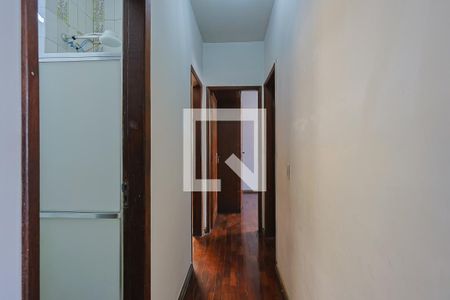 Corredor de apartamento à venda com 3 quartos, 82m² em Coração Eucarístico, Belo Horizonte