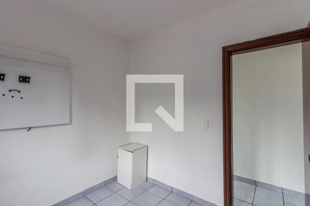 Quarto 2 de casa para alugar com 2 quartos, 50m² em Vila Carmosina, São Paulo