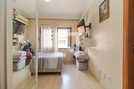 Quarto 1 de casa para alugar com 3 quartos, 178m² em Campo Novo, Porto Alegre