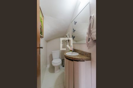 Lavabo de casa para alugar com 3 quartos, 178m² em Campo Novo, Porto Alegre