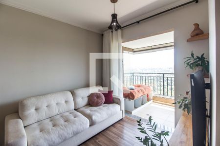 Sala de TV de apartamento para alugar com 2 quartos, 60m² em Jardim Tupanci, Barueri