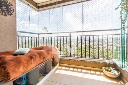 Varanda de apartamento para alugar com 2 quartos, 60m² em Jardim Tupanci, Barueri