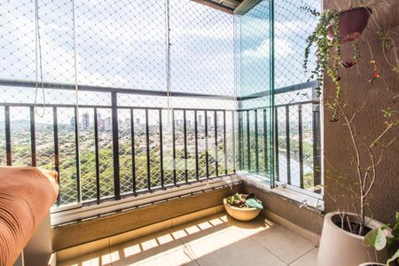 Varanda de apartamento para alugar com 2 quartos, 60m² em Jardim Tupanci, Barueri