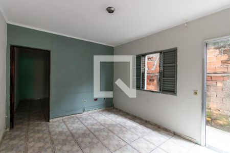 Sala de casa para alugar com 2 quartos, 50m² em Vila Carmosina, São Paulo