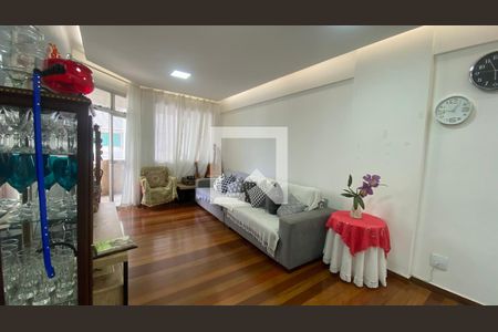 Sala de apartamento à venda com 2 quartos, 75m² em Estoril, Belo Horizonte