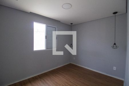 Quarto 1 de casa de condomínio para alugar com 2 quartos, 48m² em Jardim Los Angeles, Sorocaba