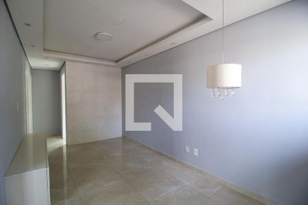 Sala de casa de condomínio para alugar com 2 quartos, 48m² em Jardim Los Angeles, Sorocaba