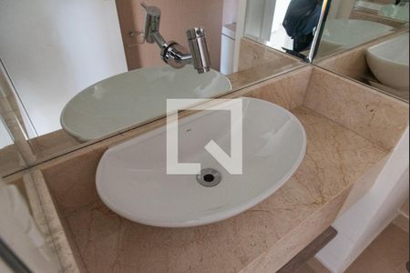 Lavabo de apartamento para alugar com 4 quartos, 82m² em Vila Mariana, São Paulo