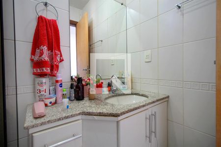 Banheiro da Suíte de apartamento à venda com 3 quartos, 99m² em Buritis, Belo Horizonte