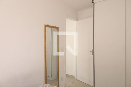 Quarto 1 de apartamento para alugar com 2 quartos, 40m² em Jardim Helena, São Paulo