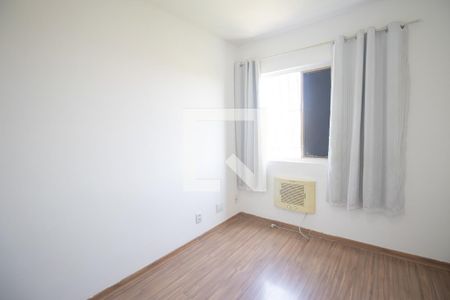 Quarto 2 de apartamento para alugar com 2 quartos, 63m² em Porto Novo, São Gonçalo