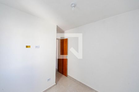 Quarto 2 de apartamento para alugar com 2 quartos, 35m² em Vila Darli, São Paulo