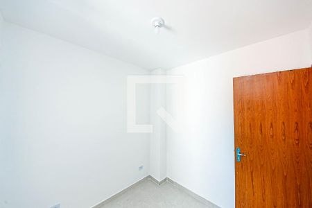 Quarto 1 de apartamento para alugar com 2 quartos, 35m² em Vila Darli, São Paulo