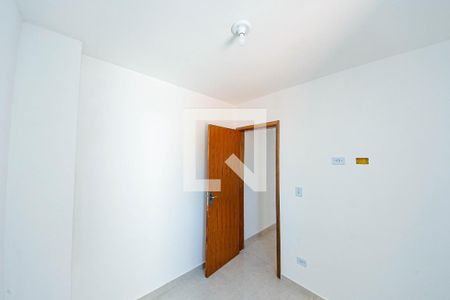 Quarto 1 de apartamento para alugar com 2 quartos, 35m² em Vila Darli, São Paulo