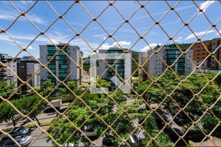 Vista de apartamento à venda com 4 quartos, 105m² em Buritis, Belo Horizonte