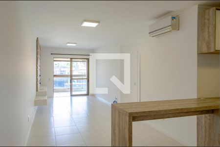 Sala de apartamento para alugar com 3 quartos, 130m² em Campeche, Florianópolis