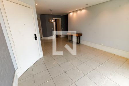 Sala de apartamento para alugar com 3 quartos, 199m² em Vila Sonia, São Paulo