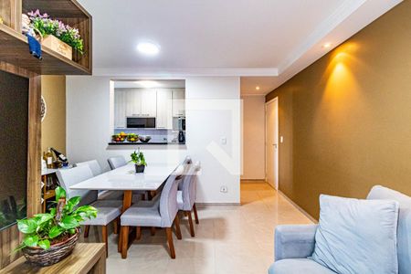 Sala de apartamento à venda com 3 quartos, 73m² em Jardim Ester Yolanda, São Paulo