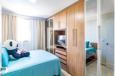 Suite de apartamento à venda com 3 quartos, 73m² em Jardim Ester Yolanda, São Paulo