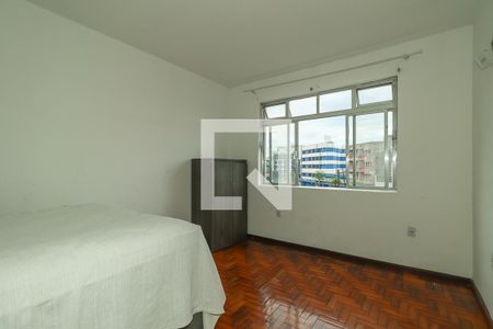 Quarto de apartamento à venda com 3 quartos, 162m² em São Geraldo, Porto Alegre