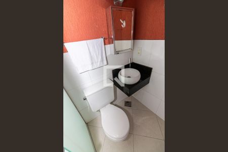 Banheiro de apartamento para alugar com 1 quarto, 35m² em Qmsw 6, Brasília