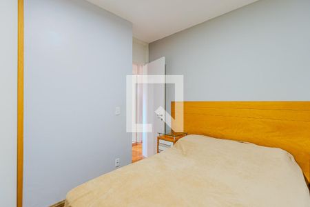 Quarto de apartamento à venda com 3 quartos, 67m² em Cascata, Porto Alegre