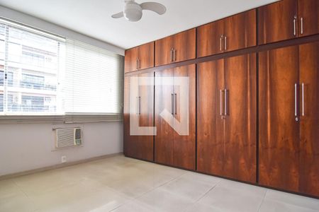 Quarto 2 de apartamento à venda com 4 quartos, 180m² em Icaraí, Niterói