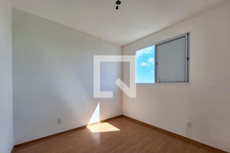 Quarto 2 de apartamento para alugar com 2 quartos, 50m² em Granjas Santa Terezinha, Taubaté