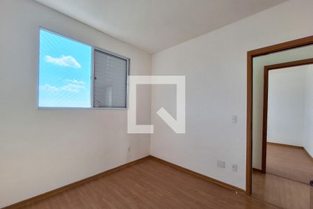 Quarto 2 de apartamento para alugar com 2 quartos, 50m² em Granjas Santa Terezinha, Taubaté