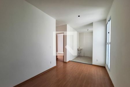 Sala de apartamento para alugar com 2 quartos, 50m² em Granjas Santa Terezinha, Taubaté