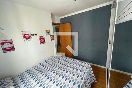 Quarto 2 de apartamento para alugar com 2 quartos, 40m² em Parque Santa Rosa, Suzano