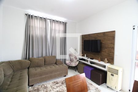 Sala 2 de casa para alugar com 5 quartos, 300m² em Cidade Jardim, Uberlândia