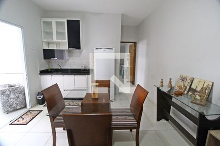 Sala 2 de casa para alugar com 5 quartos, 300m² em Cidade Jardim, Uberlândia