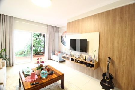 Sala de casa para alugar com 5 quartos, 300m² em Cidade Jardim, Uberlândia