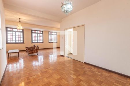 Sala de casa à venda com 4 quartos, 300m² em Alto Barroca, Belo Horizonte