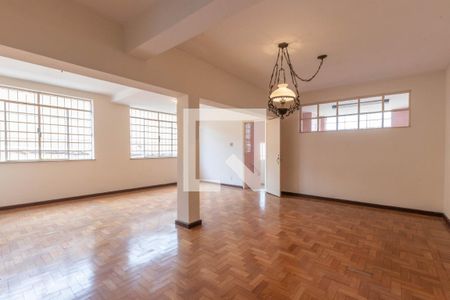 Sala de casa à venda com 4 quartos, 300m² em Alto Barroca, Belo Horizonte