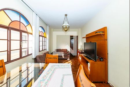 Sala de apartamento à venda com 3 quartos, 80m² em Grajaú, Belo Horizonte