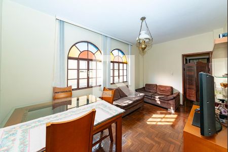 Sala de apartamento à venda com 3 quartos, 80m² em Grajaú, Belo Horizonte