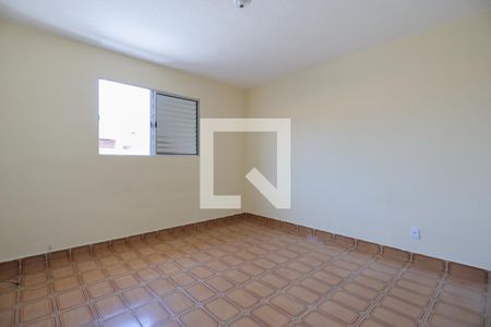 Quarto 1 de casa para alugar com 2 quartos, 50m² em Vila Espanhola, São Paulo