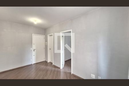 Sala de apartamento para alugar com 1 quarto, 33m² em Barra Funda, São Paulo