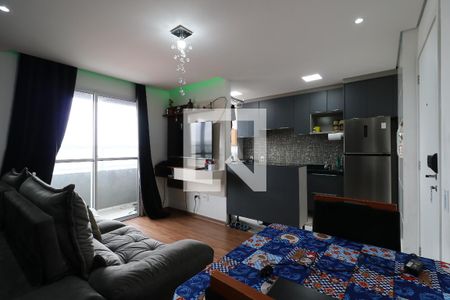 Sala de apartamento à venda com 2 quartos, 55m² em Jardim Monte Libano, Santo André