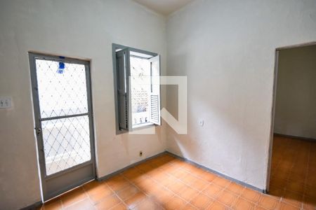 Sala de casa para alugar com 1 quarto, 30m² em Piedade, Rio de Janeiro