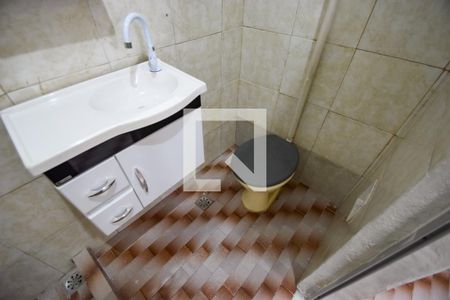 Banheiro de casa para alugar com 1 quarto, 30m² em Piedade, Rio de Janeiro