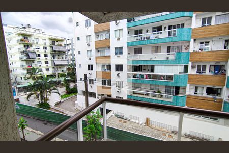 sala - varanda de apartamento para alugar com 2 quartos, 60m² em Freguesia (jacarepaguá), Rio de Janeiro