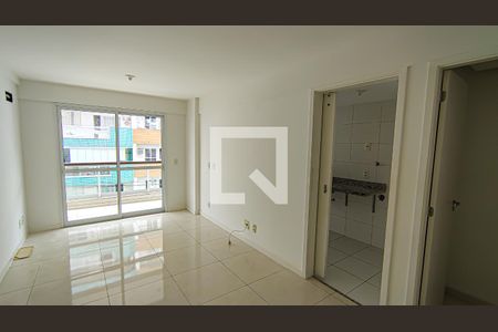 sala de apartamento para alugar com 2 quartos, 60m² em Freguesia (jacarepaguá), Rio de Janeiro