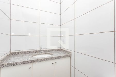 Banheiro de apartamento para alugar com 1 quarto, 30m² em Vila Moinho Velho, São Paulo